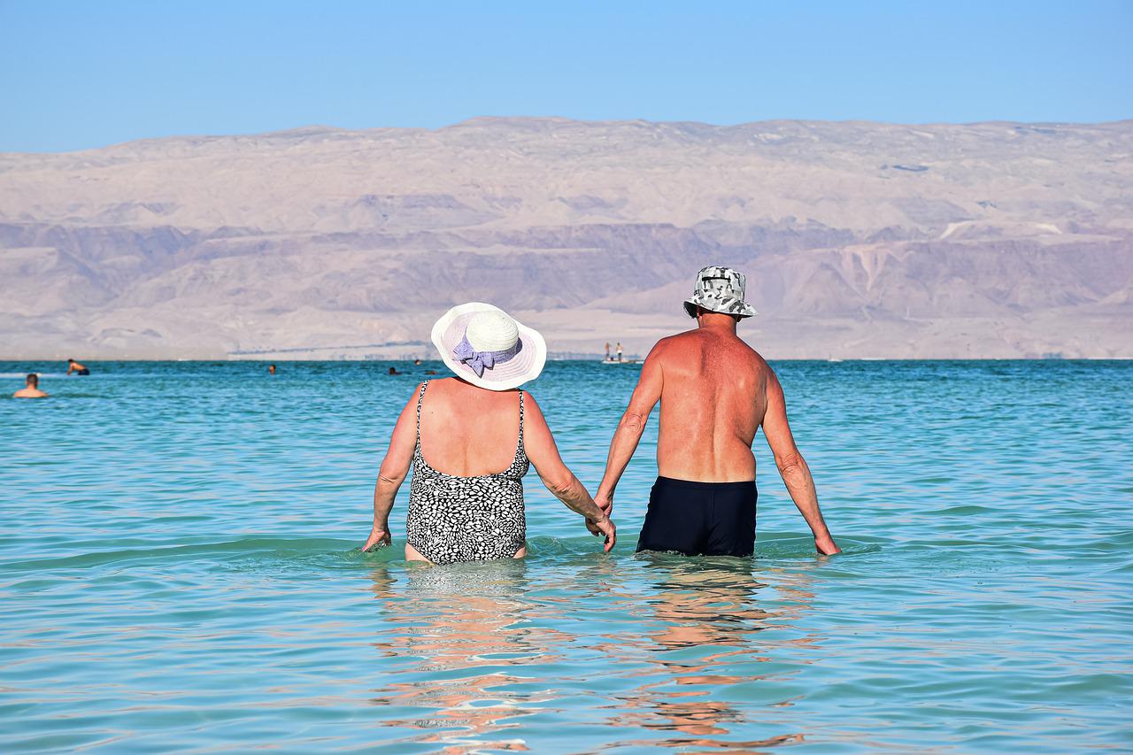 couple-vacation-love-story-4364577 couple, vacation, love story-4364577.jpg
